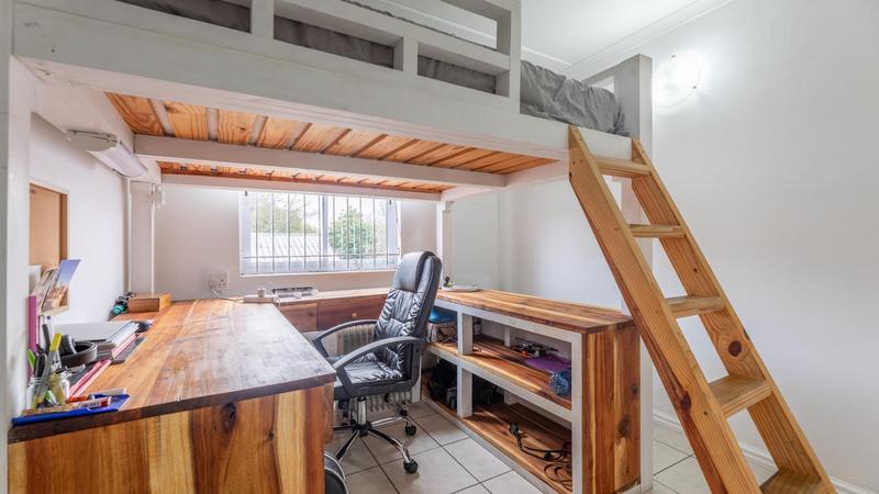 2 Bedroom Property for Sale in Stellenbosch Central Western Cape